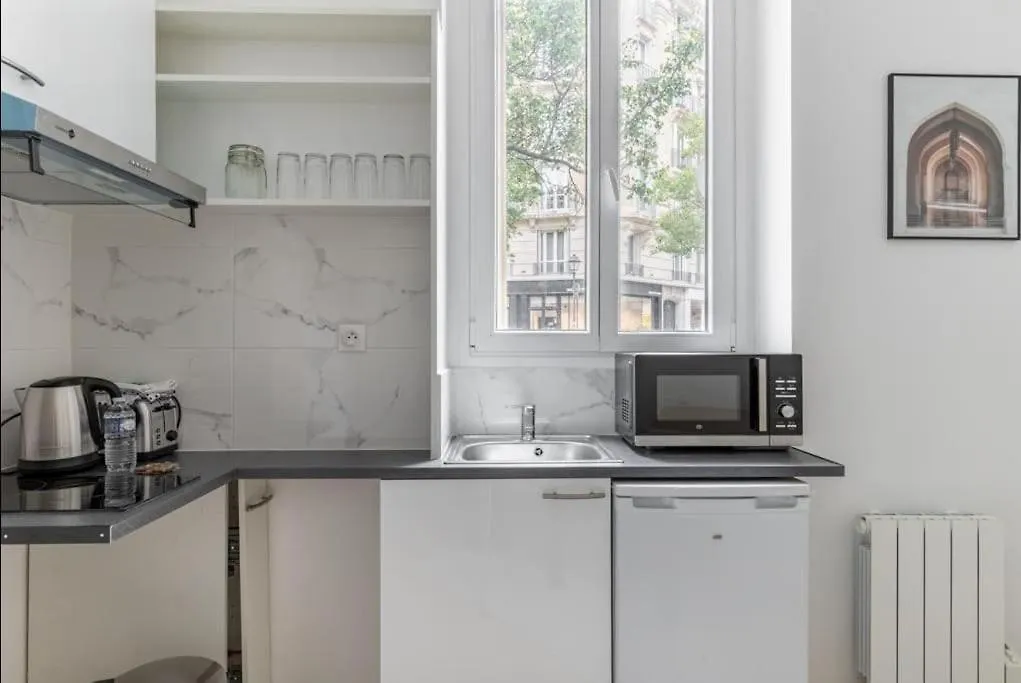 Montbrunalesia II Cosy Studio 2P Paris France